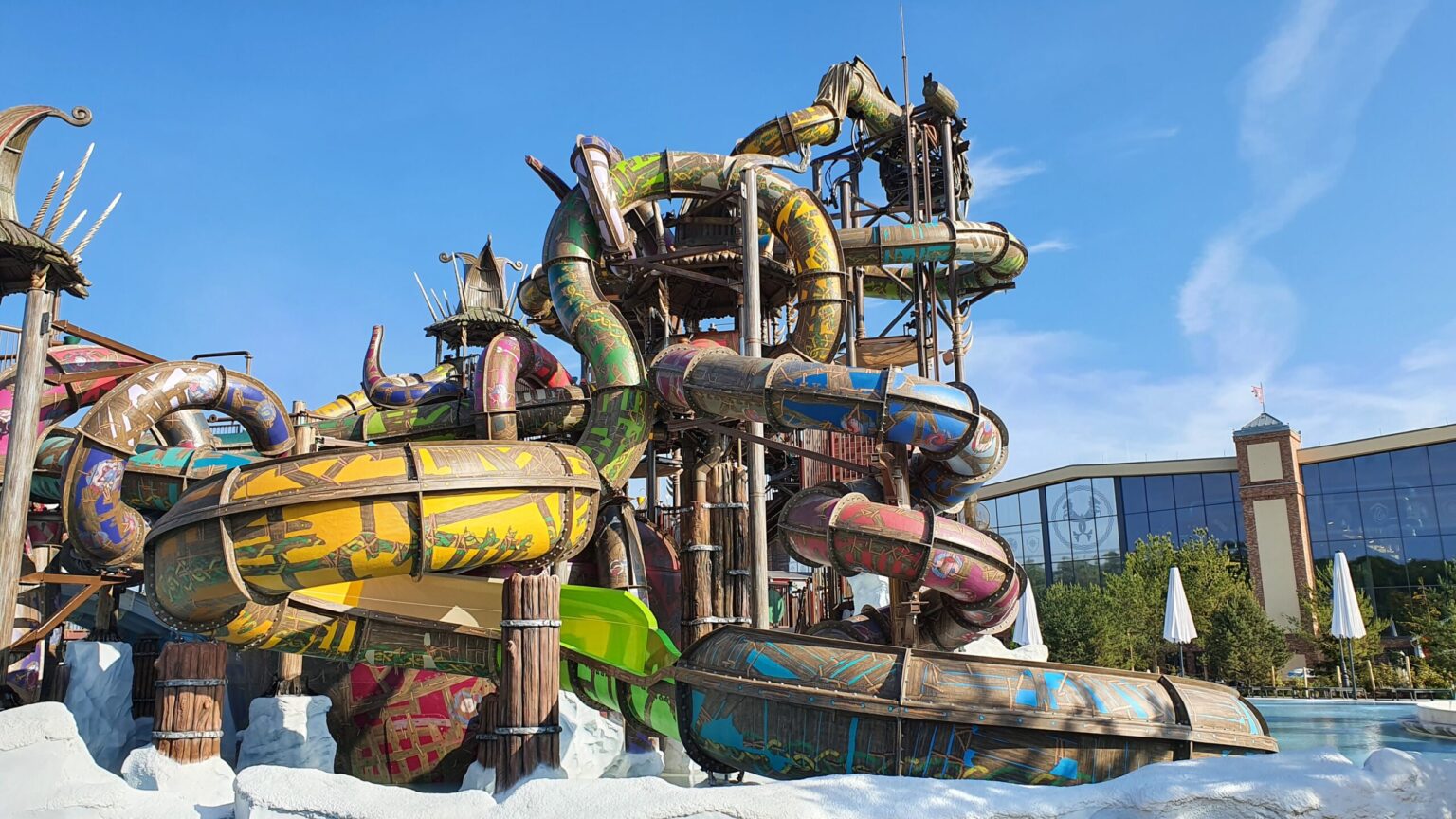 Wasserrutschbahn Wasserrutsche Spielstruktur Podeste Plattform